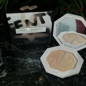 SOLD!! Fenty Beauty Killawatt Highlighter